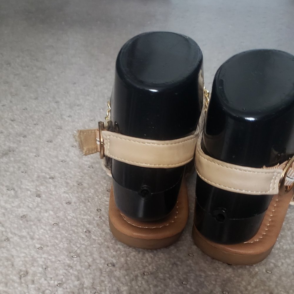 DollyMix Sandals - Picture 9 of 10